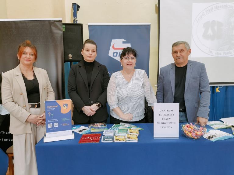 Targi Pracy pn. „Ścieżki do zatrudnienia” w MCK Głogów