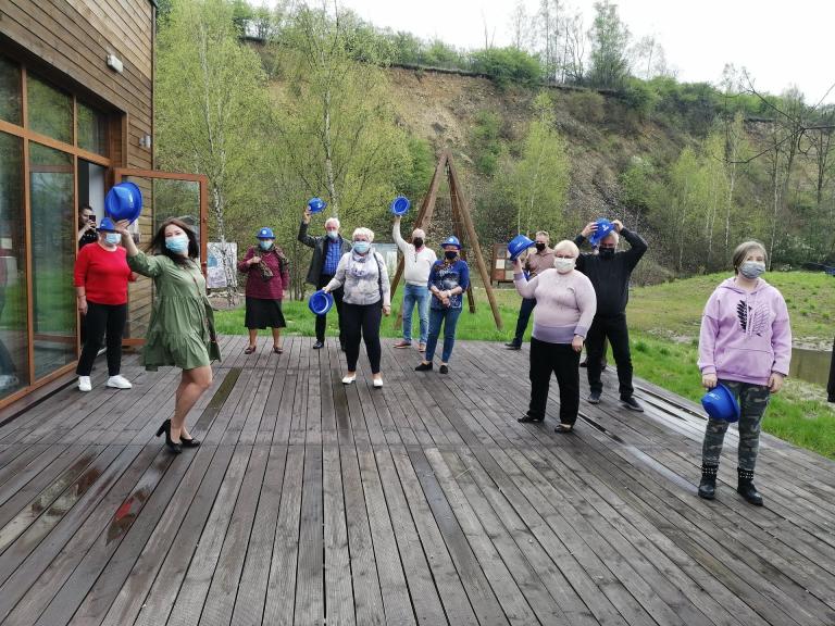 „Pokolenia tanecznym krokiem” w jaworznickim hufcu pracy
