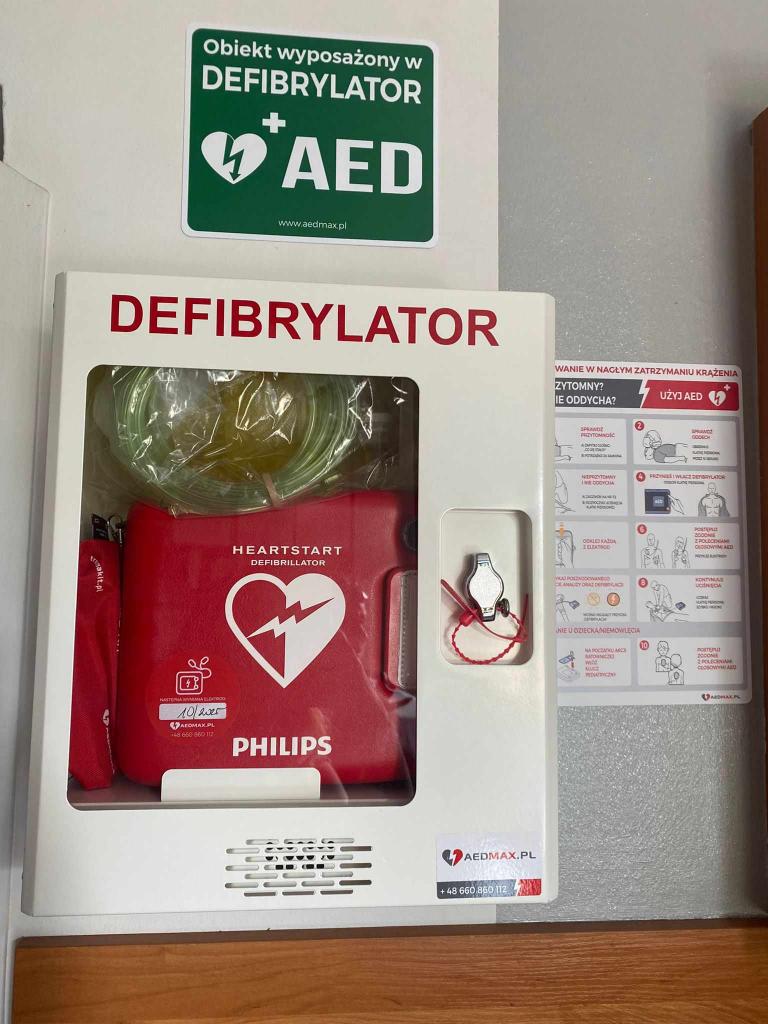 CKiW OHP wyposażony w DEFIBRYLATOR