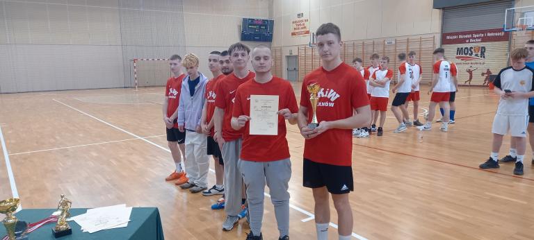    Regionalna halowa piłka nożna w Bochni.