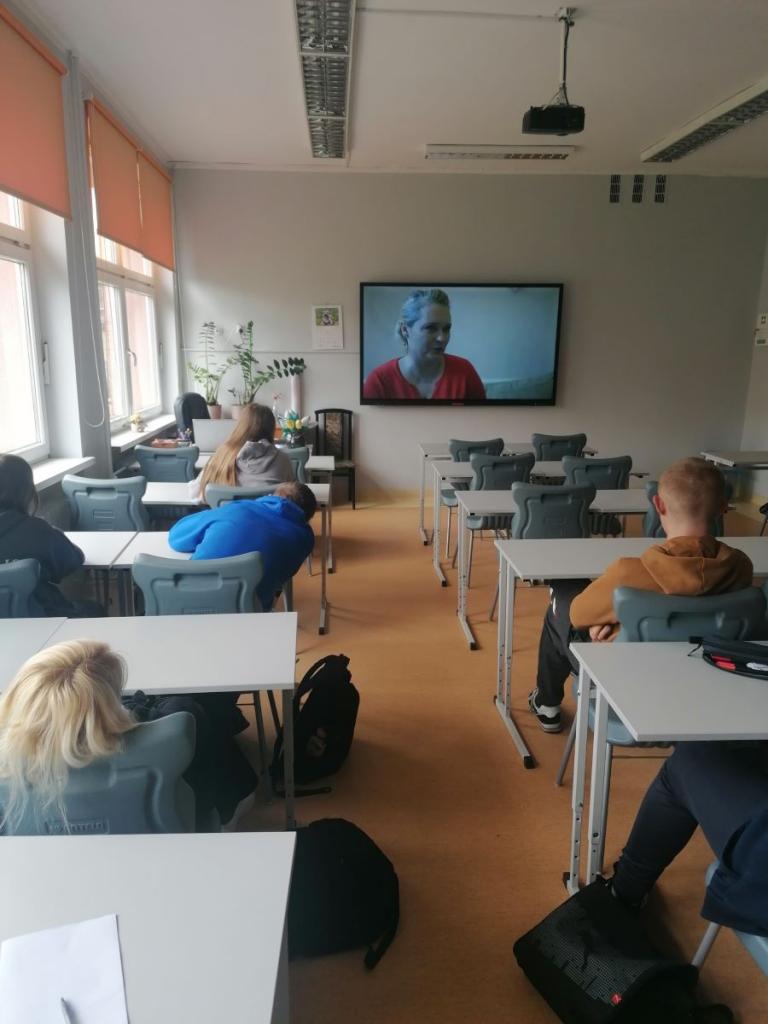 Podniesienie świadomości młodzieży z 1-13 HP Przemków na zagrożenia związane z HPV