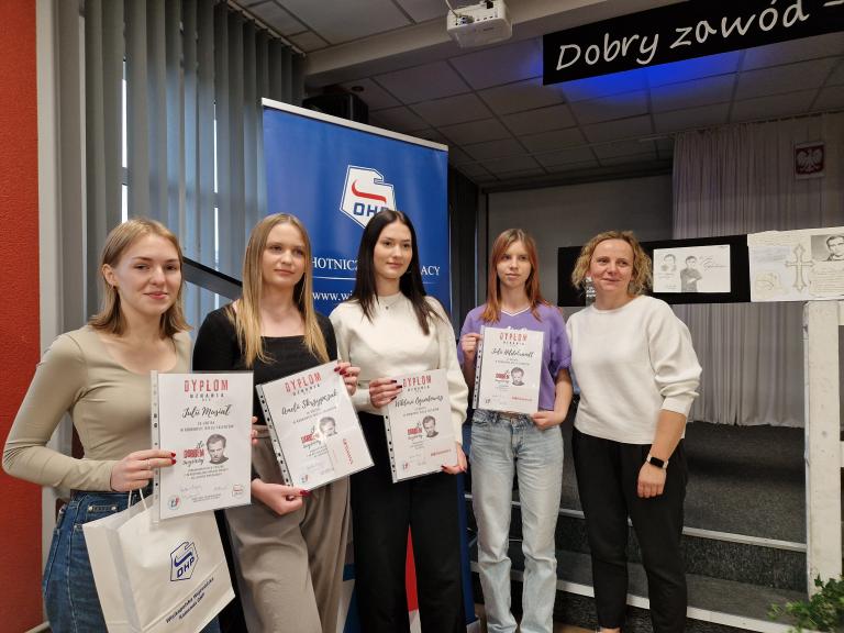 Konkurs wielu talentów – zło DOBREM zwyciężaj w Hufcu Pracy w Śremie