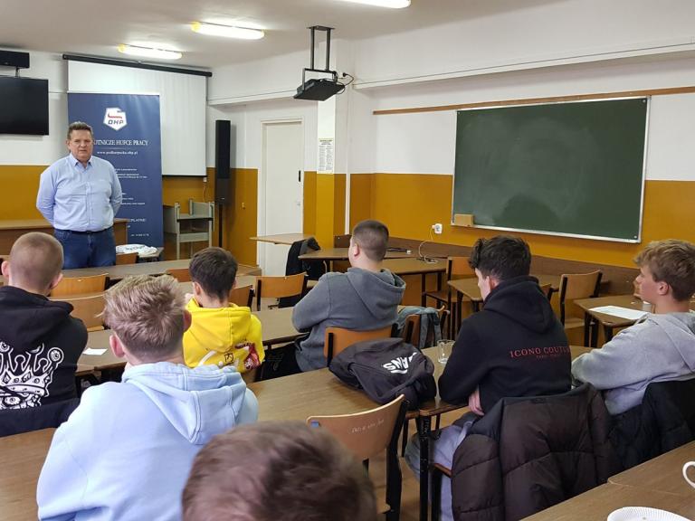 Dobry start mechaników w OHP
