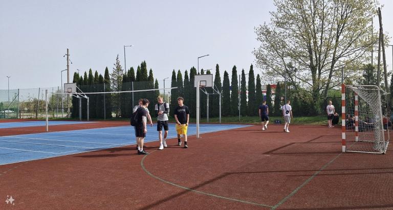 Wakacyjny turniej sportowy w Bolesławcu