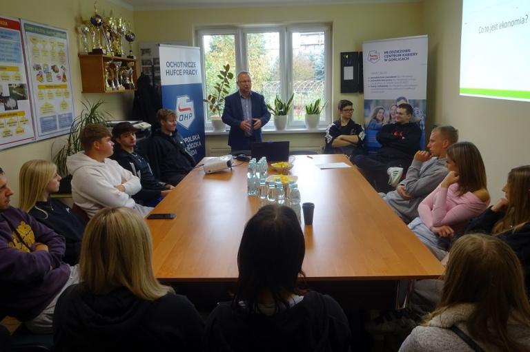 Zajęcia „Money, money, money” w Młodzieżowym Centrum Kariery w Gorlicach
