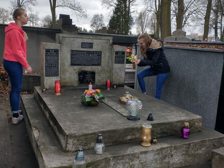 Znajdź grób zapomniany w Jarosławiu