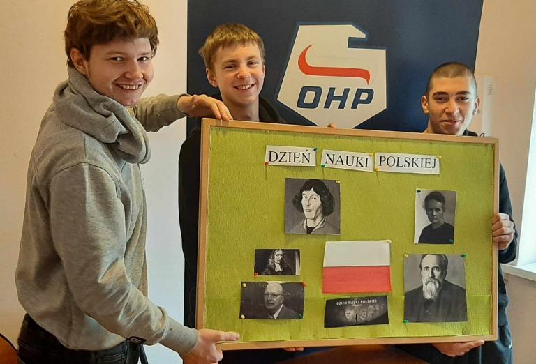 Dzień Nauki Polskiej w Hufcu Pracy w Górze