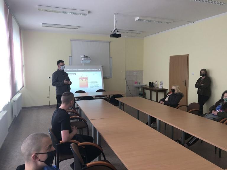 Profilaktyka raka czerniaka w Ośrodku Szkolenia i Wychowania w Iwoniczu