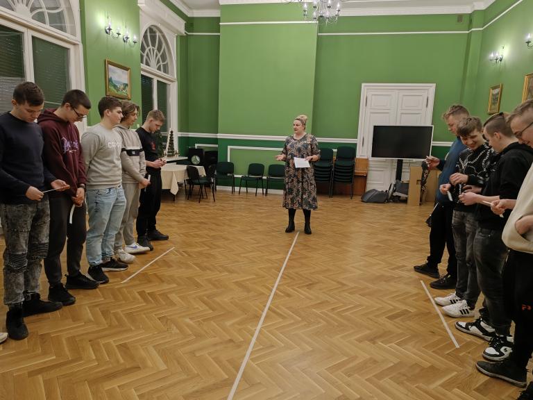 Centrum Edukacji i Pracy Młodzieży w Pile – doradzają zawodowo w Brzostowie
