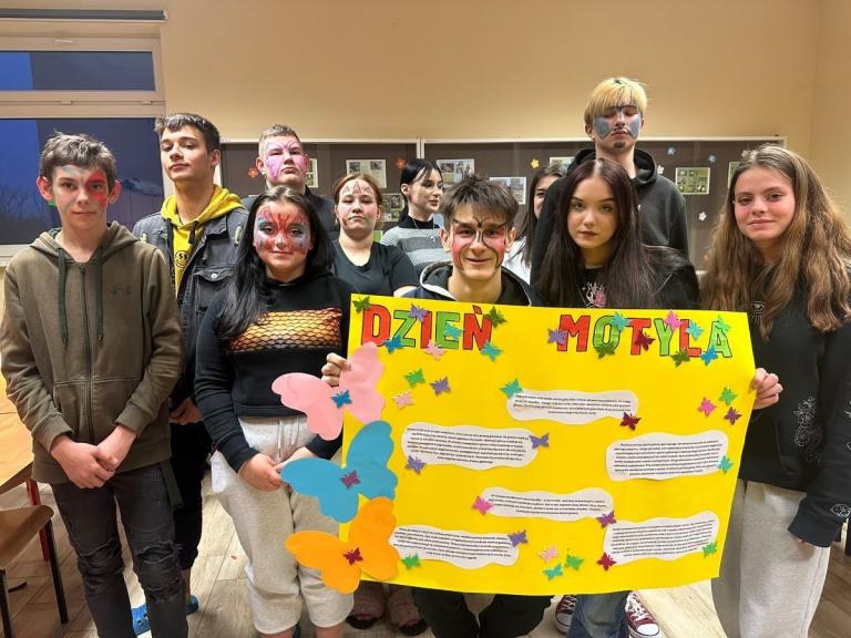 Dzień Motyla w Ośrodku Szkolenia i Wychowania OHP w Ząbkowicach Śl.