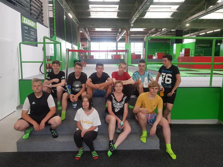 Skoczowianie w Parku Trampolin 