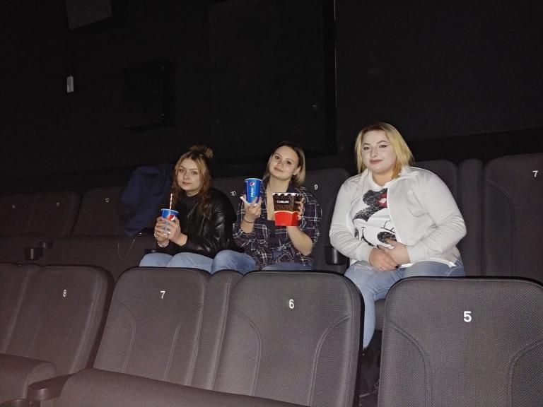 Uczestnicy OSiW na projekcji filmu