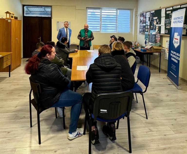 Spotkanie organizacyjne przed projektem „Junior malarz”