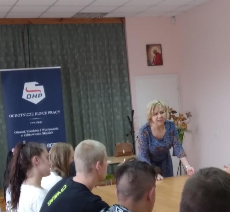 Spotkanie uczestników OSiW Ząbkowice Śl. z sędzią Sądu Rejonowego w Dzierżoniowie