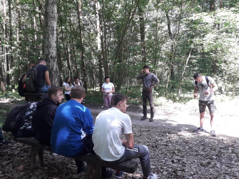 Plenerowa pogadanka z leśniczym