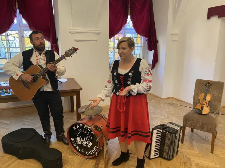 Warsztaty muzyczne w ramach projektu ,,Stare tradycje dla młodych ludzi''