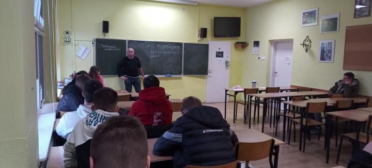 Relacje międzyludzkie i relacje interpersonalne. 