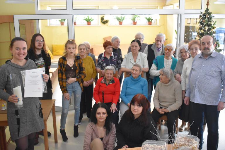 Dzień Babci i Dziadka w 12-33