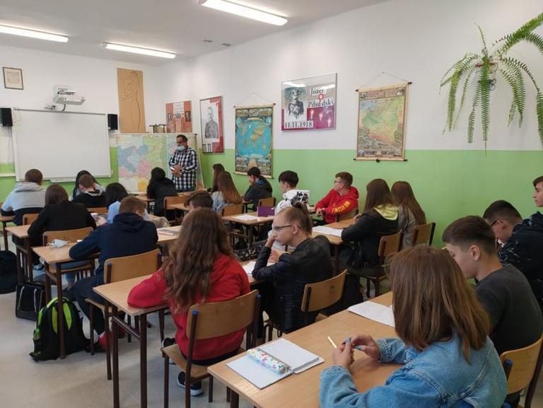 Realizacja programu adaptacyjnego „Dobry start w OHP” w przemyskim Hufcu