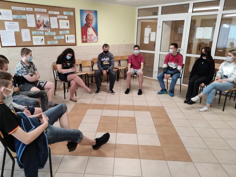 Bezpieczne wakacje – zajęcia z psychologiem w OSiW Iwonicz
