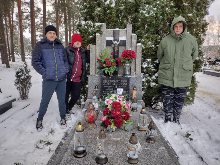 Inicjatywa pamiętamy o zmarłych