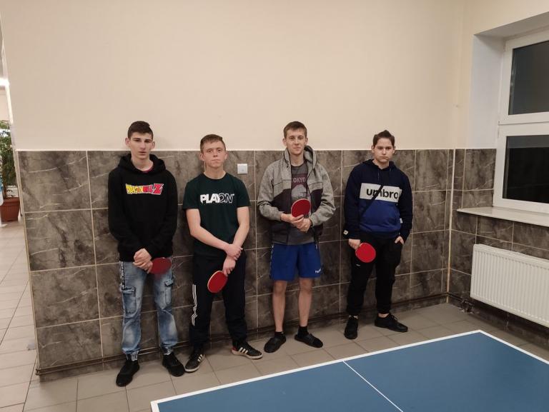 Turniej tenisa stołowego w OSiW Iwonicz