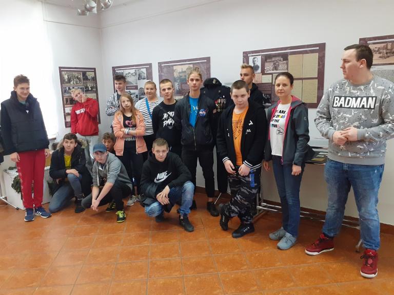 Uczniowie w Muzeum