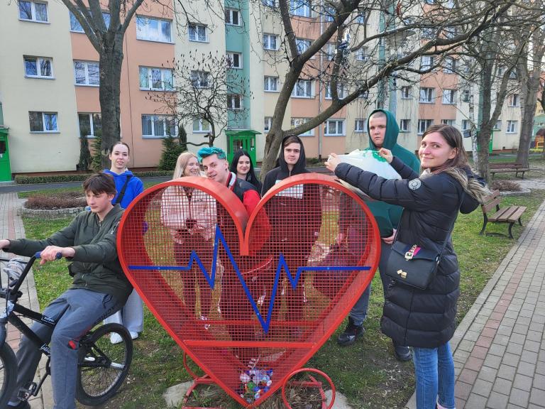 Zakręceni na pomaganie w Hufcu Pracy w Jeleniej Górze