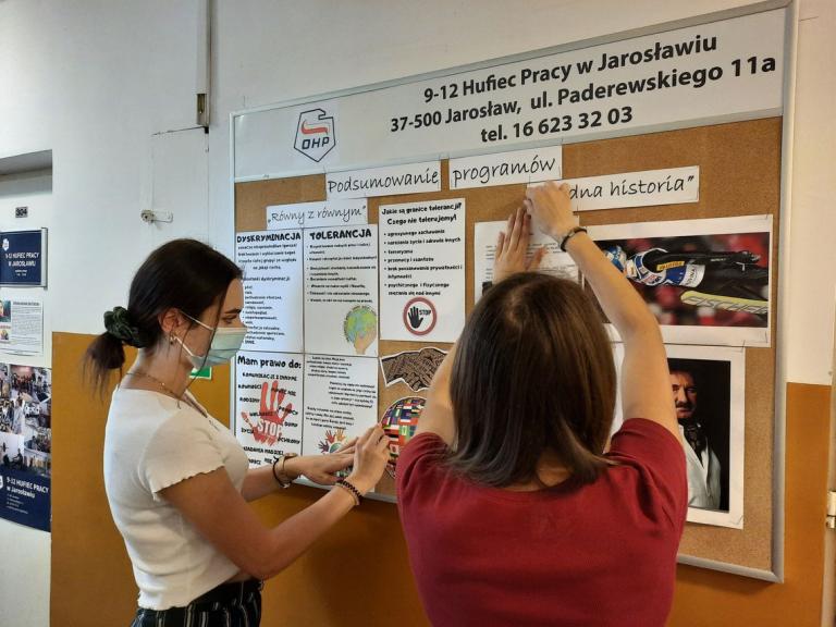 Podsumowanie wojewódzkich programów w 9-12 HP