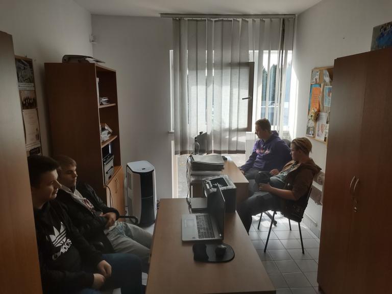 Szkolenie na temat bezpieczeństwa w ruchu drogowym uczestników sanockiego Hufca