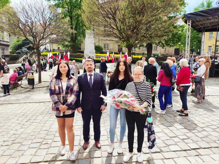 Hufiec Pracy w Wałbrzychu uczestniczy w miejskich Obchodach Uchwalenia Konstytucji 3 maja
