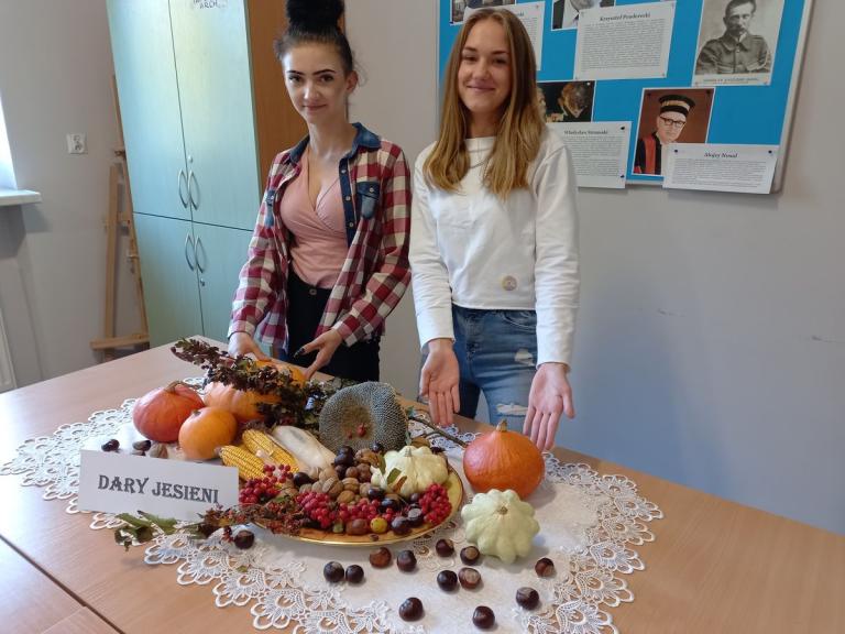 Zajęcia koła plastycznego w Dębicy