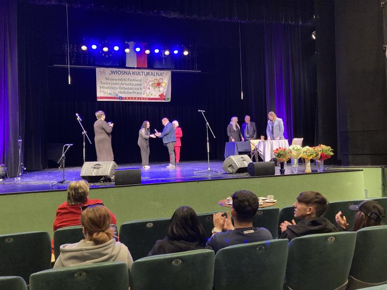 Wojewódzki Festiwal Twórczości Artystycznej Młodzieży Ochotniczych Hufców Pracy w Tarnowie 