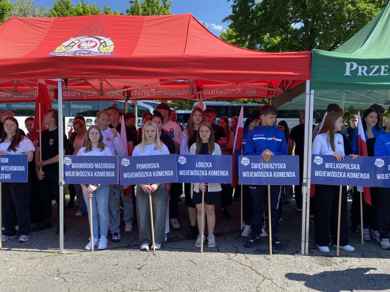 Reprezentacja ŁWK OHP na Ogólnopolskich Zawodach Sportowo-Obronnych OHP i uroczystościach upamiętniających Powstanie Wielkopolskie