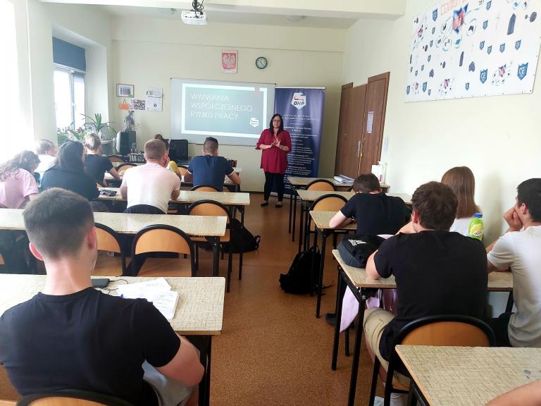 Seminarium pn. „Wyzwania współczesnego rynku pracy” w zabrzańskim Centrum Edukacji