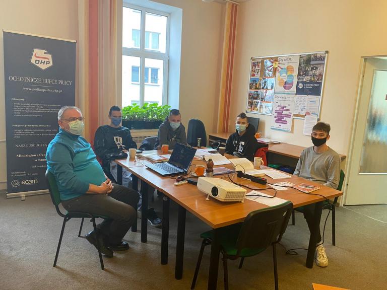 W Sanoku trwa kurs „Operator koparki jednonaczyniowej”