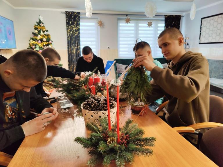 Warsztaty Bożonarodzeniowe w OSiW Iwonicz