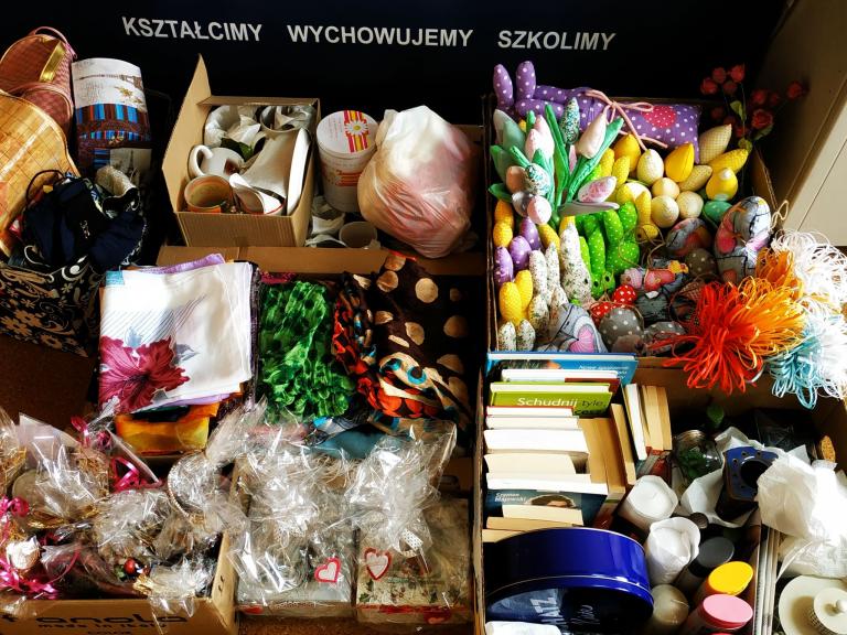 „Daj coś kolorowego – Kolorowy Dzień Kobiet ” – podsumowanie akcji