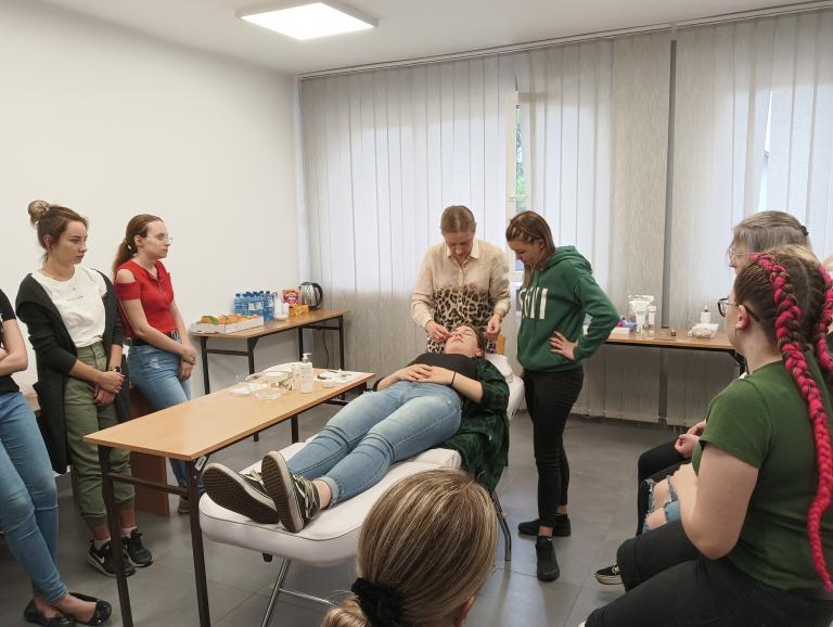 Kurs kosmetyczny w Pszczynie