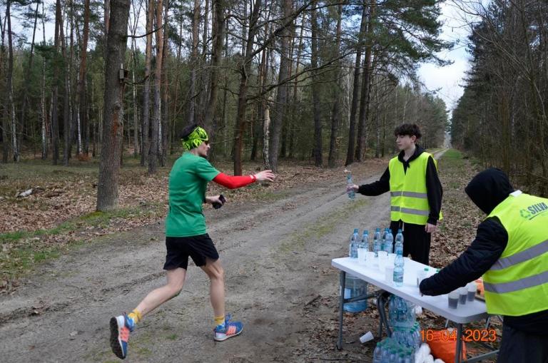 Działalność młodzieży OHP w ramach wolontariatu. 