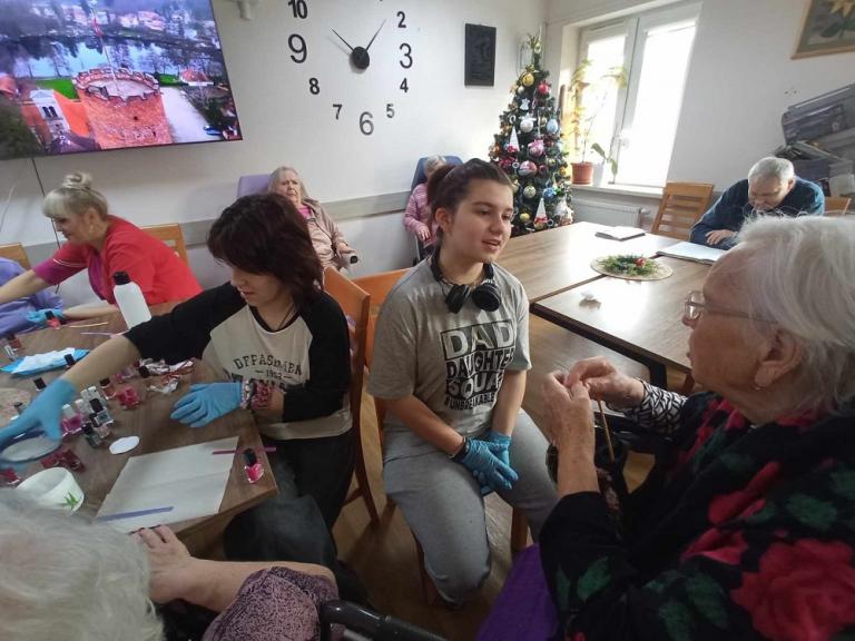 Przedświąteczne spotkanie w Domu Pomocy Społecznej w Bochni