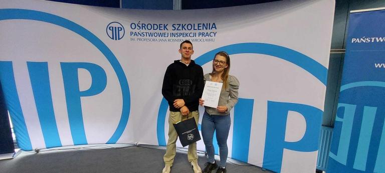 Uczestnik Hufca Pracy w Górze na Wojewódzkim Konkursie BHP dla Młodzieży z OHP