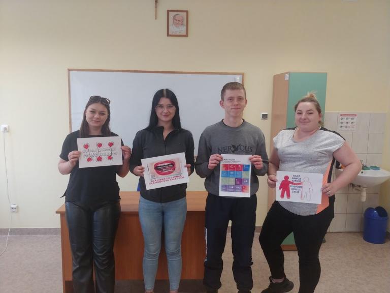 Podaruj komuś życie- Młodzież z OSiW w Iwoniczu potencjalnymi dawcami szpiku