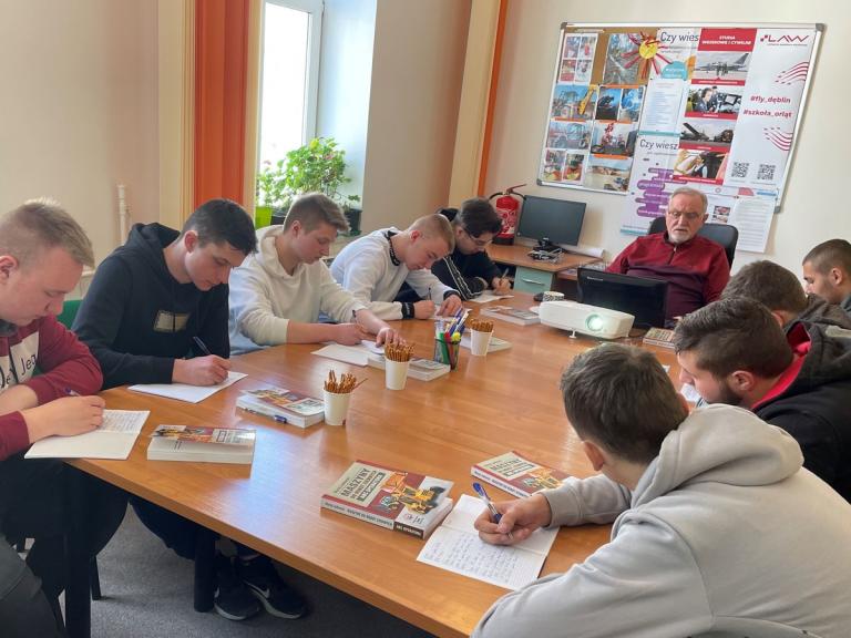 Kurs operatora koparki jednonaczyniowej kl.III  w Sanoku