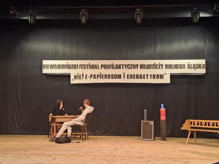 Udział uczestników Hufca Pracy z  Ziębic w VII Festiwalu Profilaktycznym Młodzieży Dolnego Śląska  ,,Nie! E-Papierosom i Energetykom’’