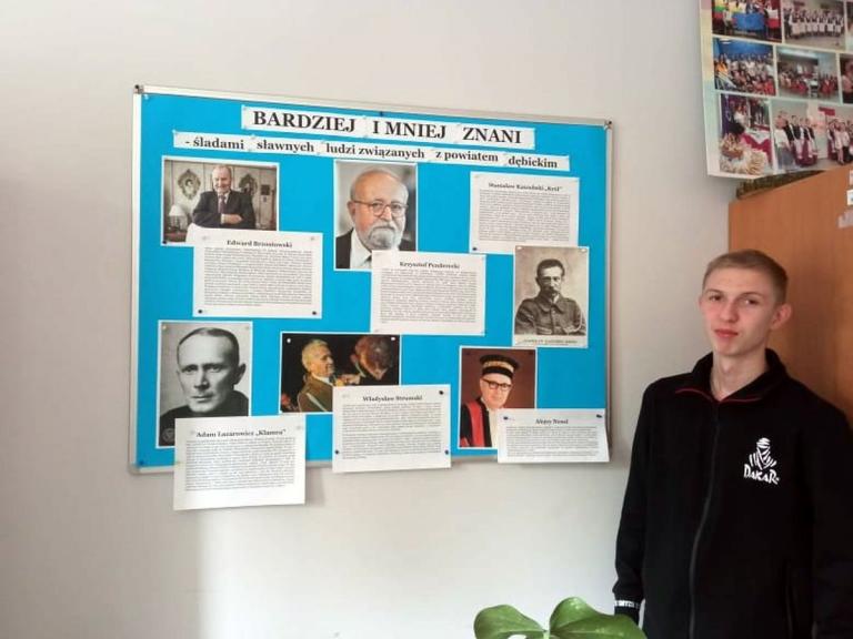 Podsumowanie inicjatywy „Bardziej i mniej znani”  w dębickim Hufcu