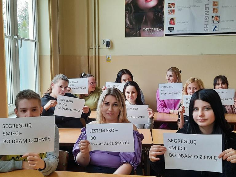 Jestem Eko - bo segreguję śmieci i dbam o Ziemię