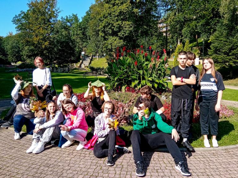 Integracja i rajd klas pierwszych w Iwoniczu - Zdroju