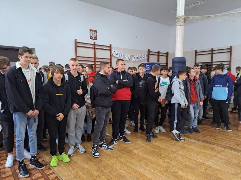 Targi Pracy w Młodzieżowym Centrum Kariery w Żarach