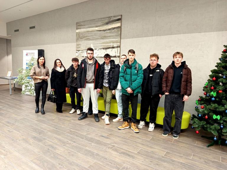 Młodzi ślusarze w Krośnieńskim Inkubatorze – Pierwsze kroki w świecie startupów